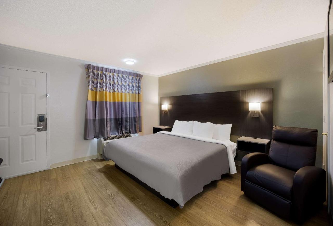 Quality Inn Tallahassee Near University Zewnętrze zdjęcie