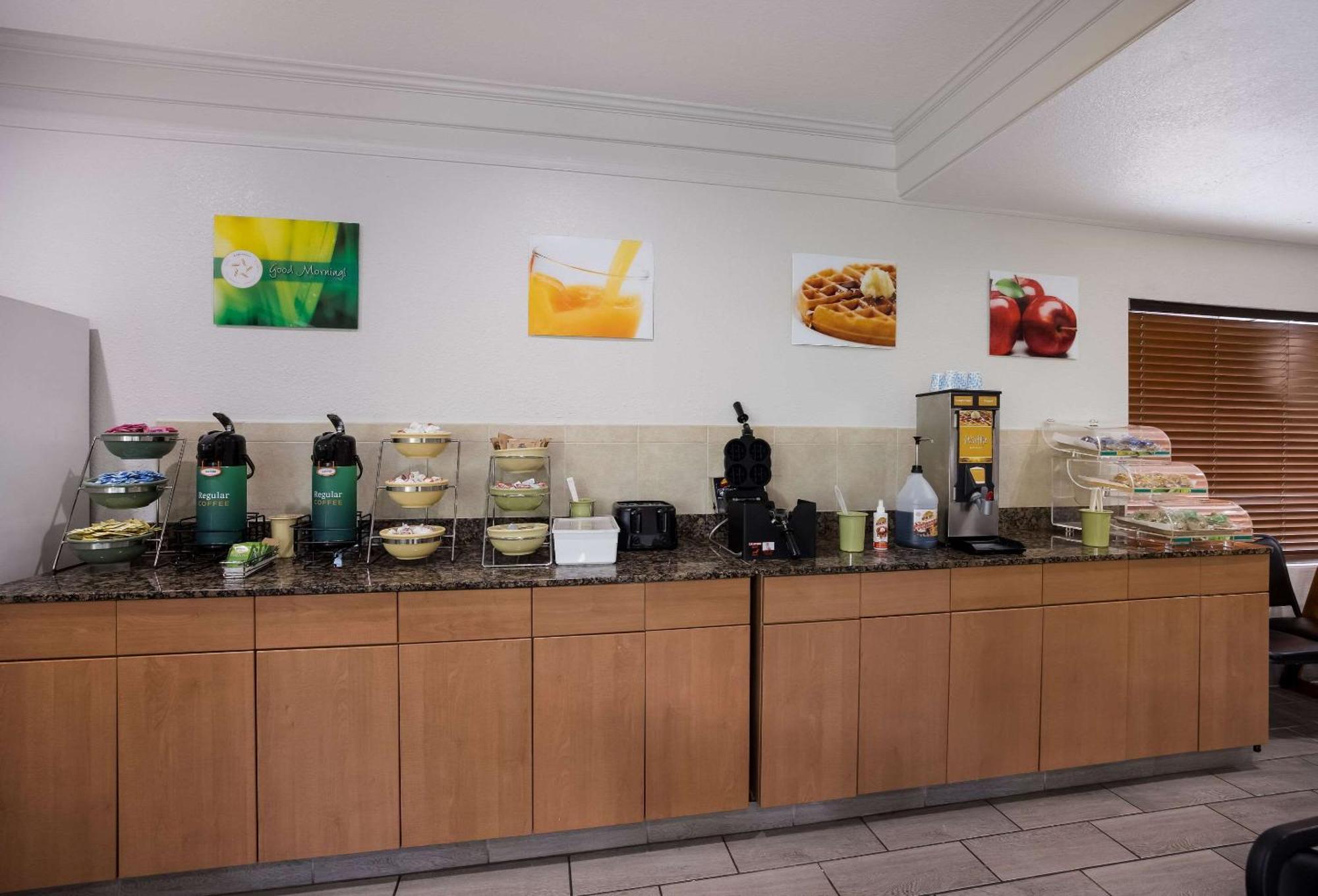 Quality Inn Tallahassee Near University Zewnętrze zdjęcie